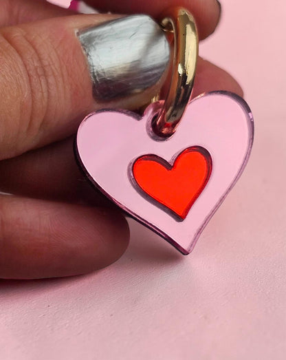 Morti's Fun Club Cherry Blossom heart collar charm in pink and red acrylic with a silver-plated lobster clip