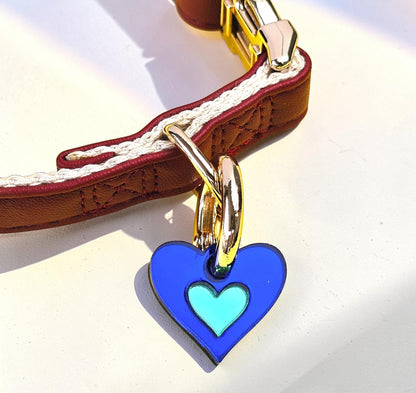 Morti's Fun Club Sea Creature heart collar charm in royal blue and green acrylic hanging from a silver-plated clip