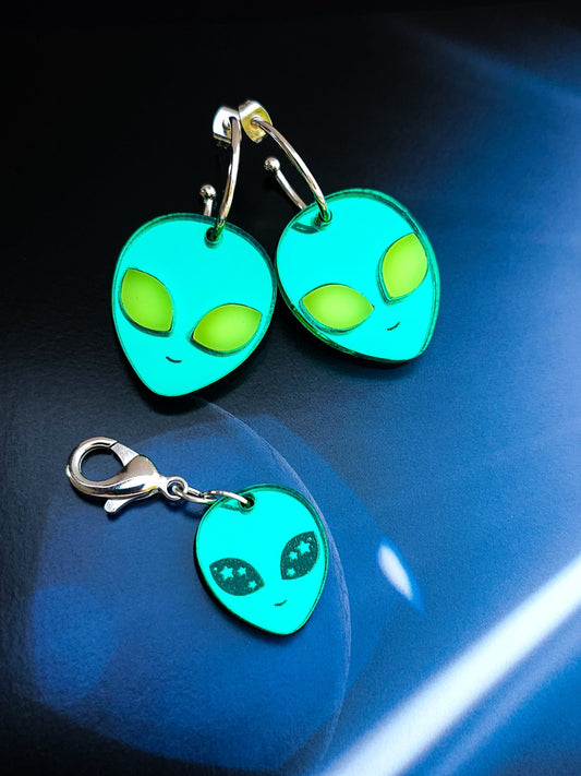 💫 We Come in Peace Matching Set: Earrings + Collar Charm - Morti's Fun Club